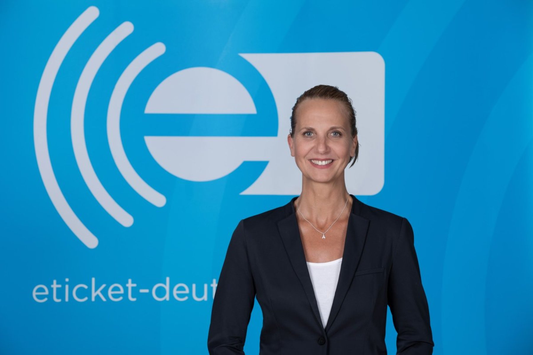 ana-wehmeyer-megawall