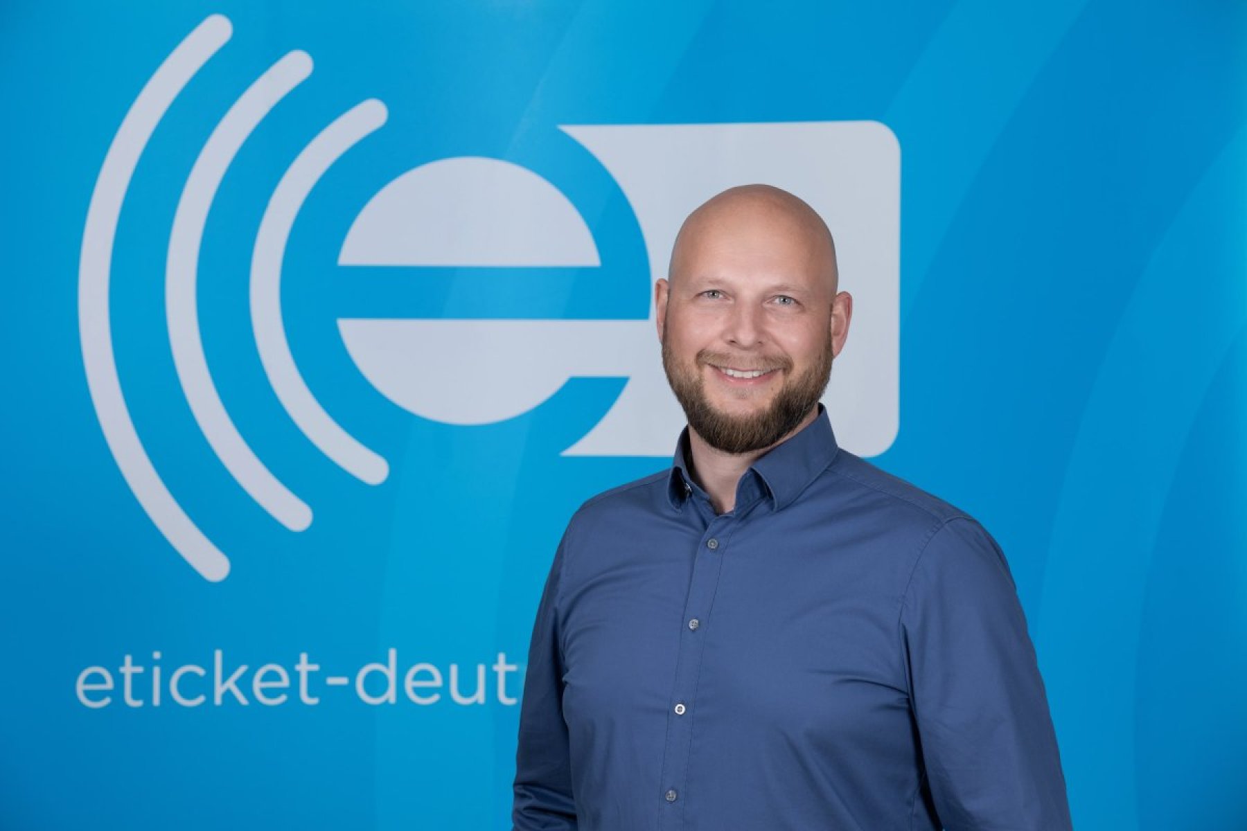 daniel-ackers-megawall-02