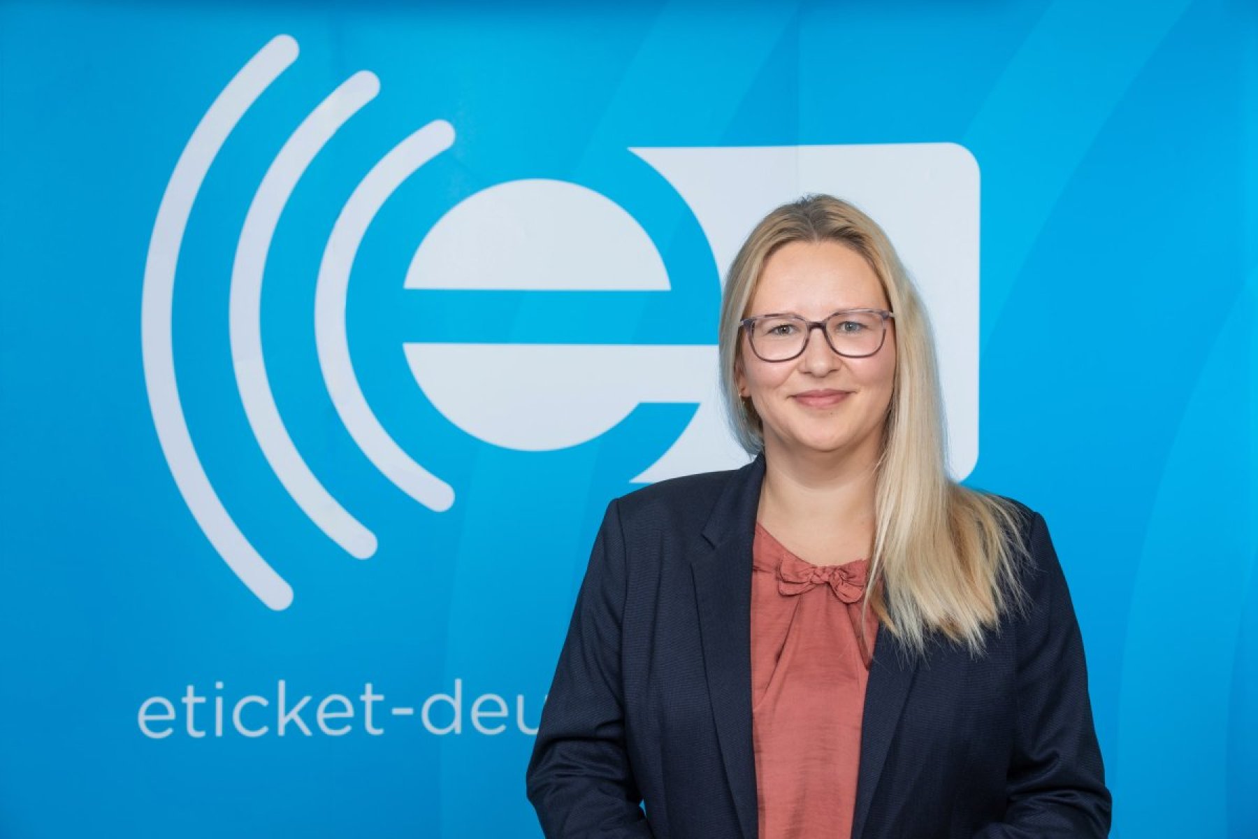 denise--beem-megawall-min